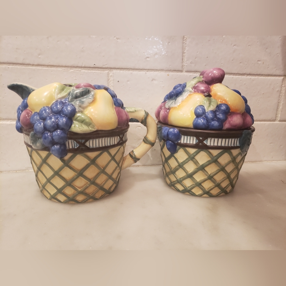 Mikasa Garden Harvest Sugar And Creamer Set